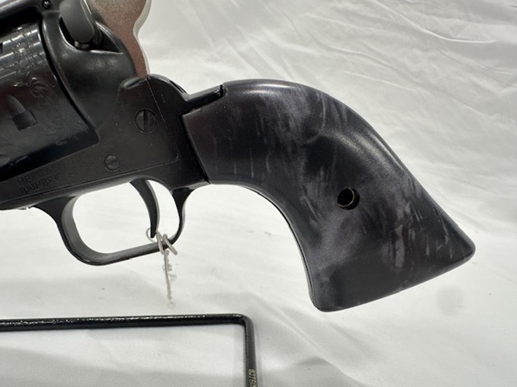 #2025-00047-•-heritage-barkeep-revolver-image-15