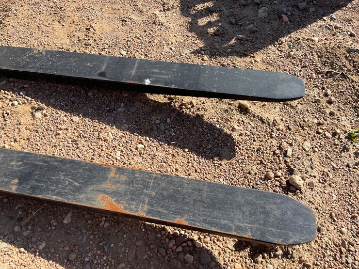 #4092-•-wolverine-pallet-fork-hydraulic-adjustable-attachment-image-14