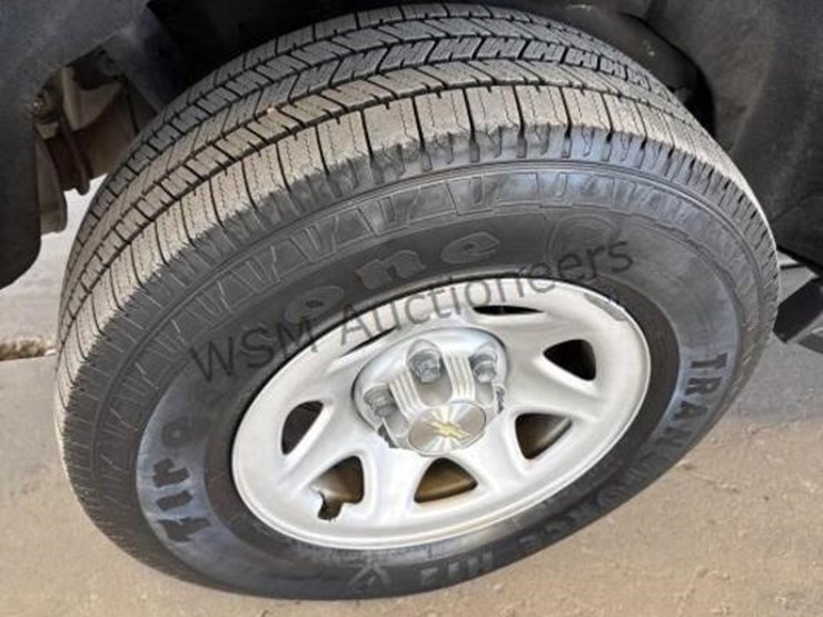 2020-chevrolet-tahoe-image-8