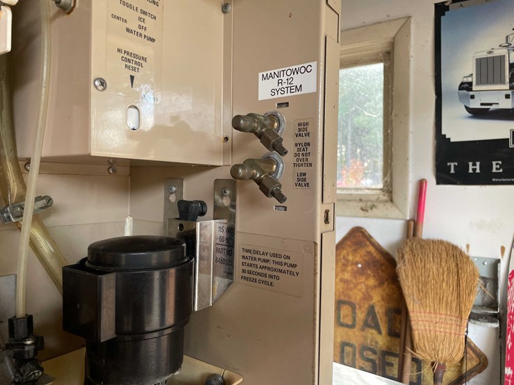 #6616-•-manitowoc-400-series-ice-machine-image-20