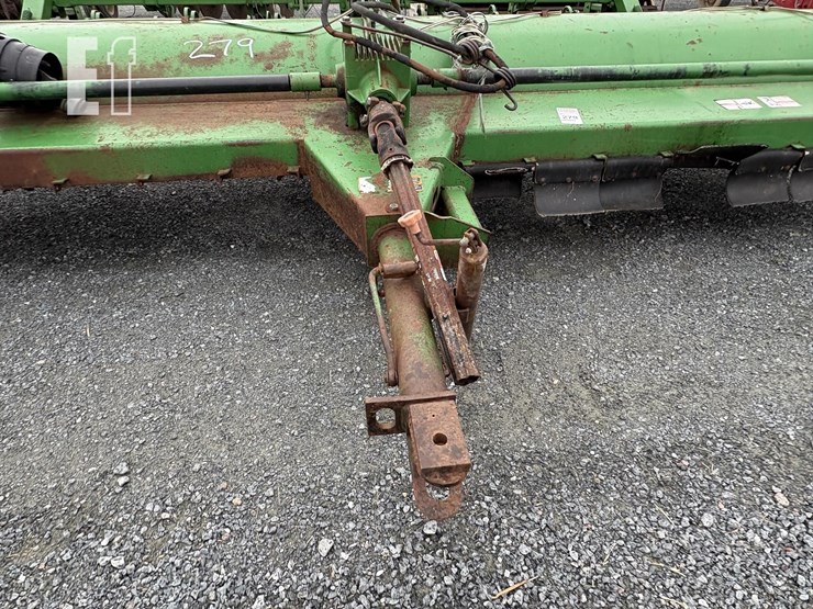 2005-john-deere-115-image-3