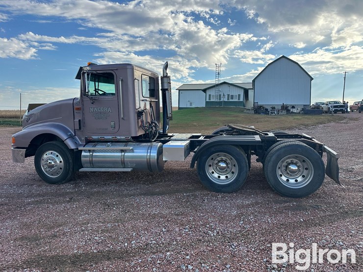 1995-international-9400-image-8