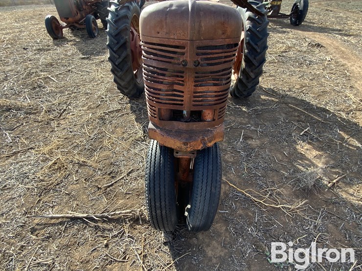 farmal-h-2wd-tractor-image-14