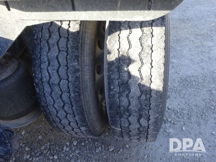 2018-freightliner-coronado-day-cab-glider-truck-(pz13996,-unit-773)-image-43