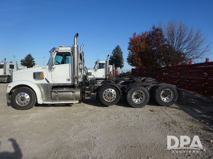 2016-freightliner-coronado-day-cab-glider-truck-(pz13982,-unit-720)-image-33