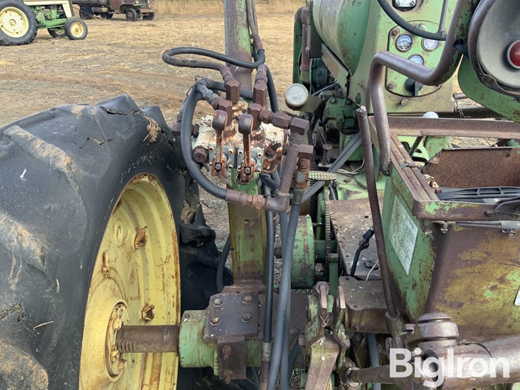 1956-john-deere-70-image-18