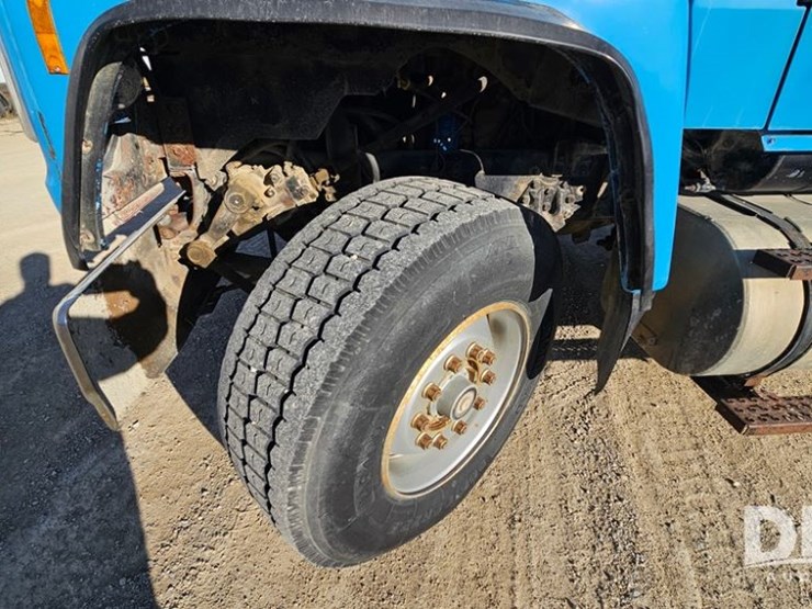 1996-ford-lt9000-image-18