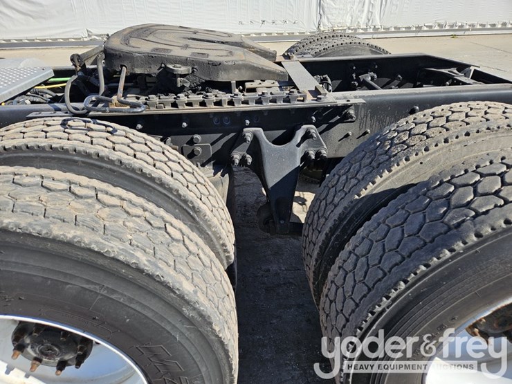 2019-international-lt-image-14