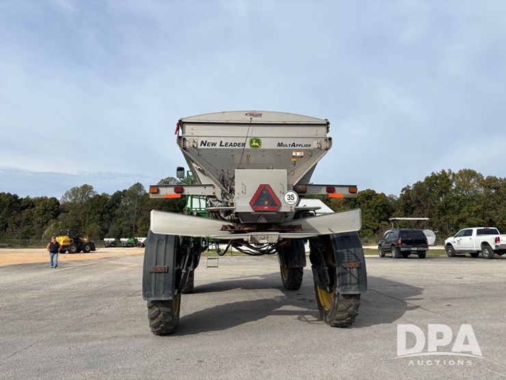 2019-john-deere-r4038-image-6