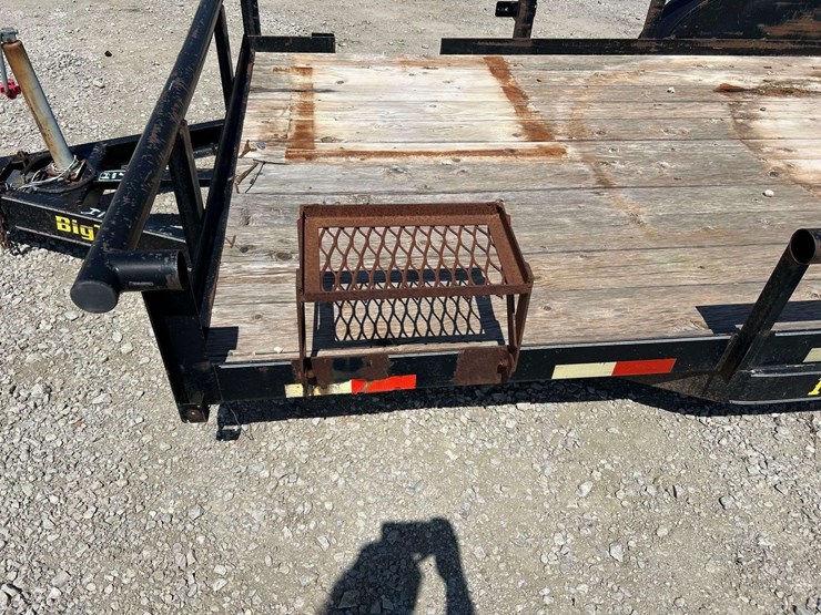 2003-big-tex-10pi-16ft.-t/a-pipe-top-utility-trailer-image-8