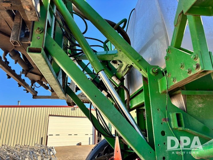 2013-john-deere-4830-image-53