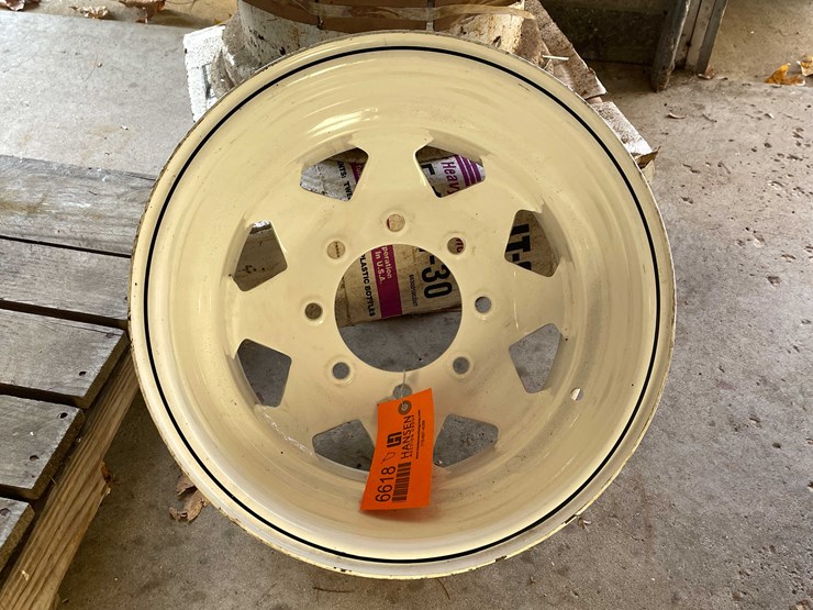 #6618-•-(4)-white-rims-image-2