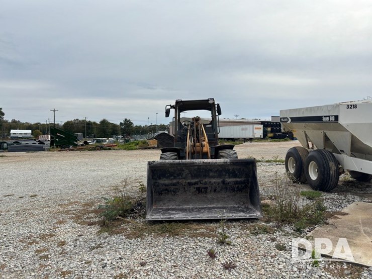 2018-gehl-750-image-7