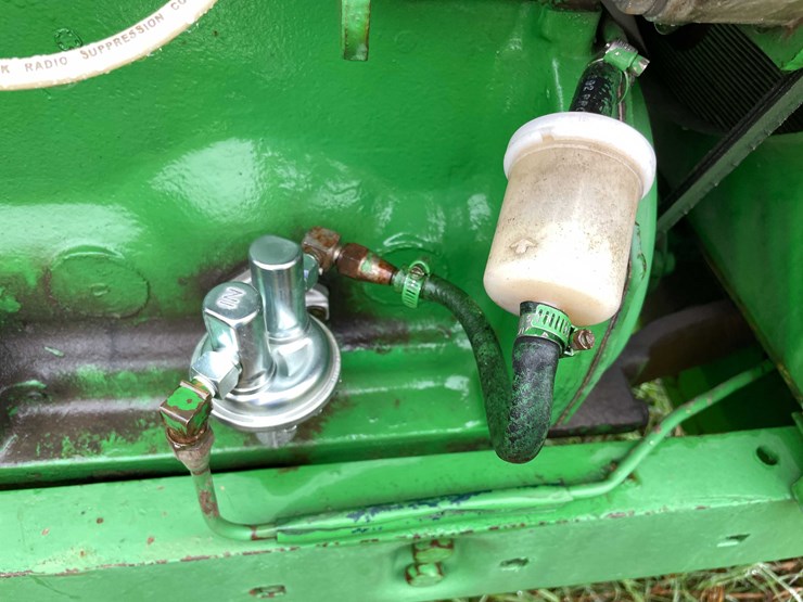 john-deere-3010-image-34