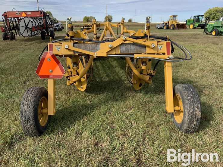 2018-vermeer-r2300-image-6