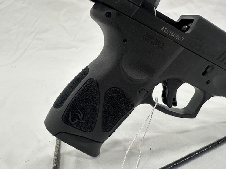 #2025-00037-•-taurus-g3c-pistol-image-30