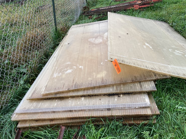 #9608-•-semi-transparent-panels-image-4