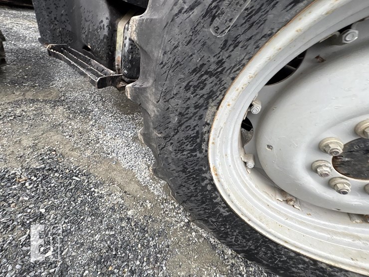 2005-massey-ferguson-491-image-22