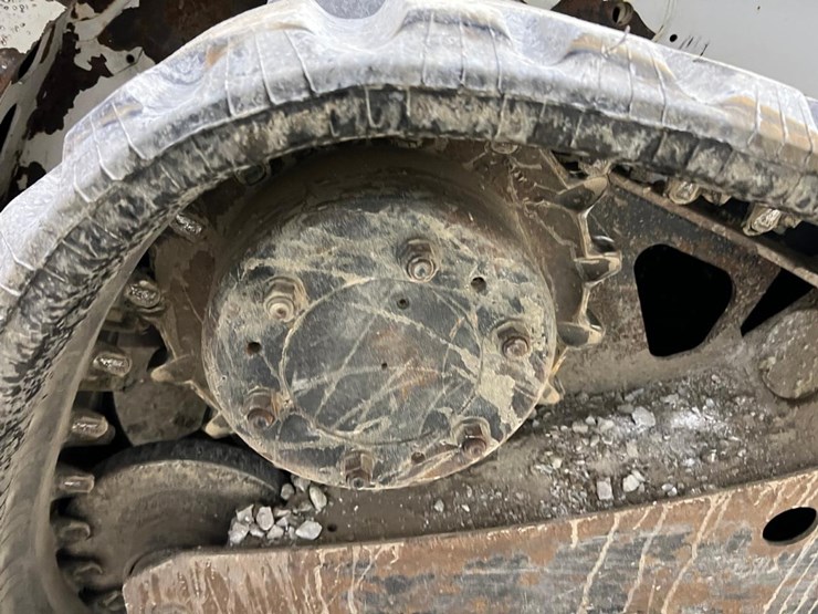 bobcat-t630-image-18