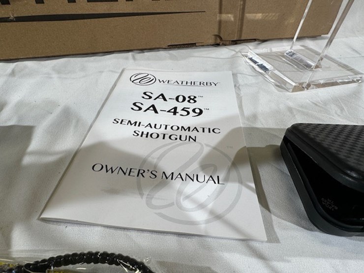#2025-00039-•-weatherby-sa-08-shotgun-image-6