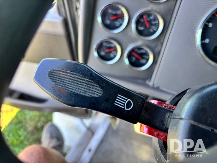 2013-kenworth-t370-image-78