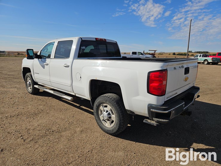 2015-chevrolet-silverado-2500-image-7