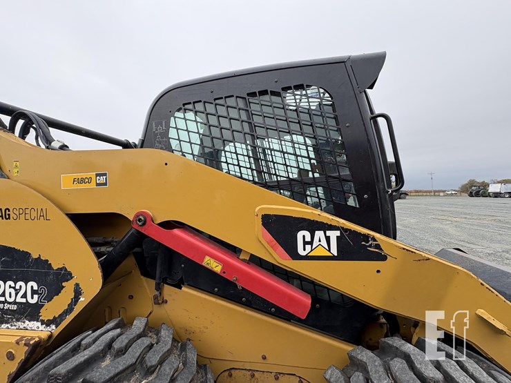 2013-caterpillar-262c2-image-15