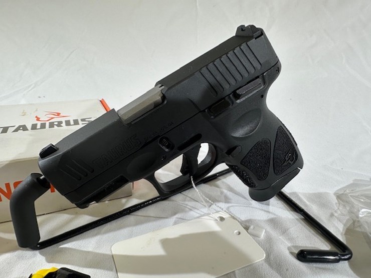 #2025-00068-•-taurus-g3c-pistol-image-6