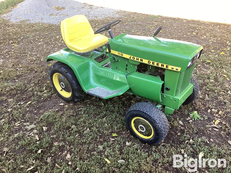 john-deere-110-image-3