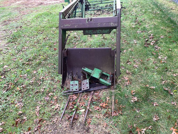 john-deere-35-image-8