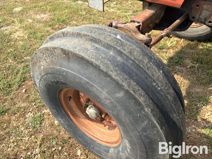 1974-massey-ferguson-1135-image-17