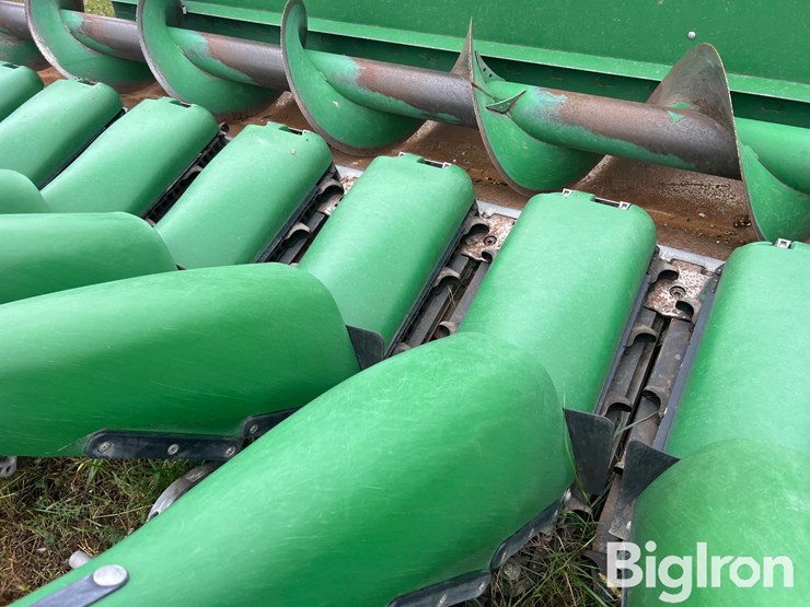 2021-john-deere-c16r-image-17