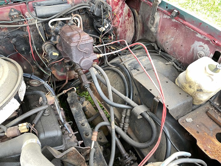 #8043-•-1981-chevy-custom-deluxe-30-truck-(has-wi-title)-image-33