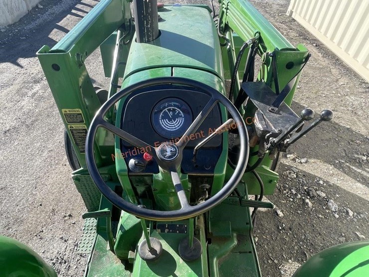 john-deere-2040-image-12