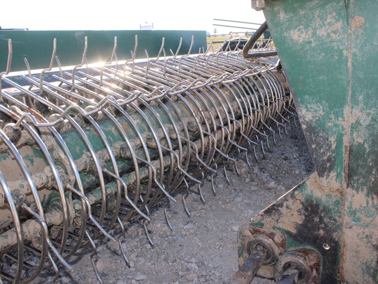 2003-john-deere-8000-image-43