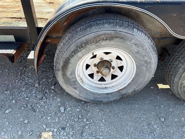 2003-big-tex-10pi-16ft.-t/a-pipe-top-utility-trailer-image-12