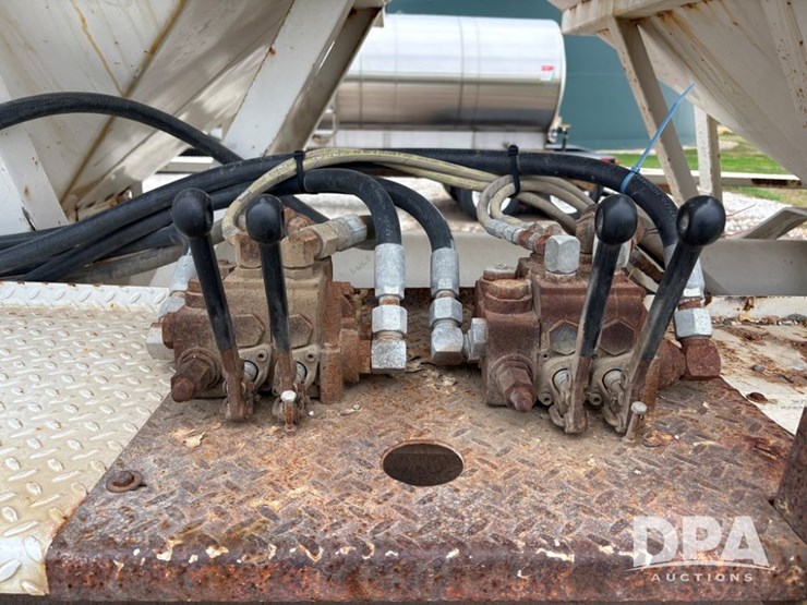 2001-bauer-built-dry-tender-trailer-(pz14002,-unit-25453)-image-7