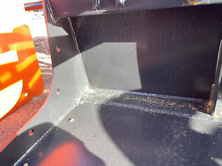 #4052-•-84"-smooth-faced-grapple-bucket-attachment-image-14