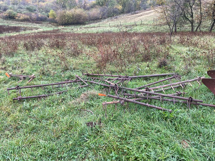 #8142-•-misc-drag-sections-image-1