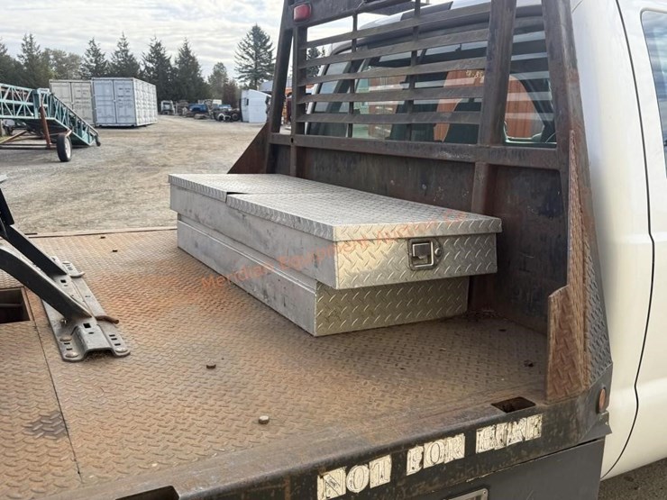 2004-ford-f350-image-25