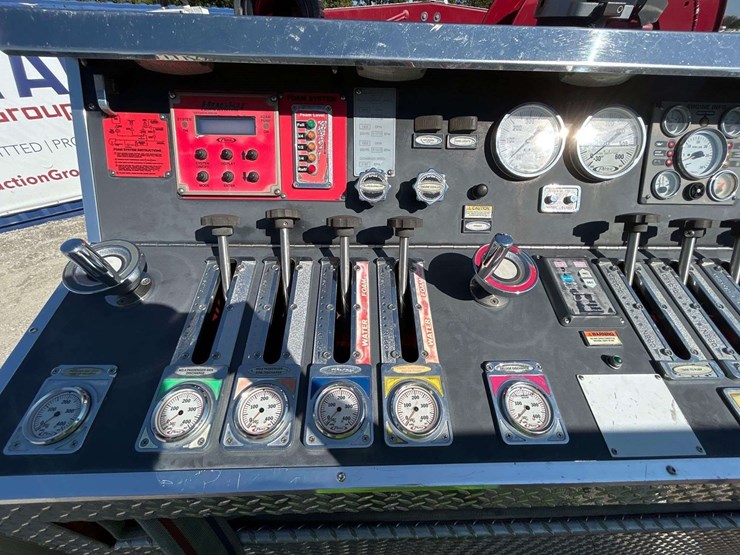 2007-pierce-dash-image-32