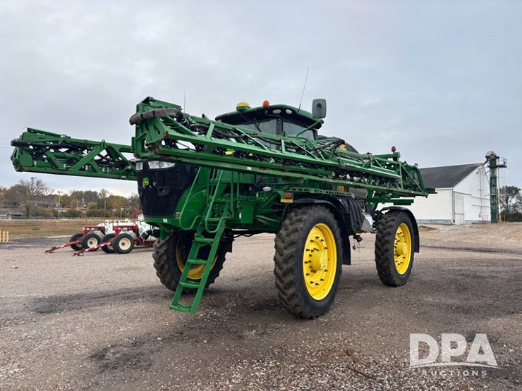 2018-john-deere-r4045-image-1