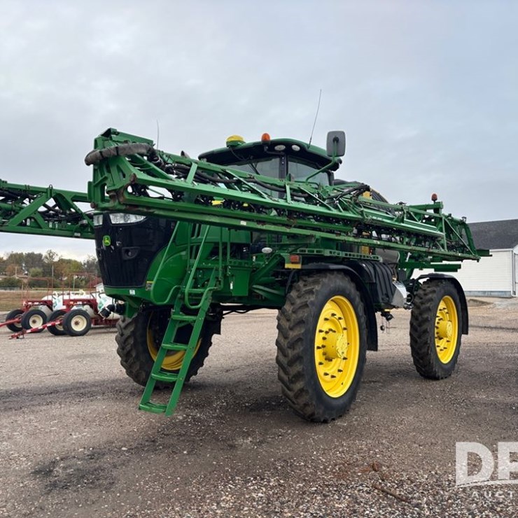 2018 JOHN DEERE R4045