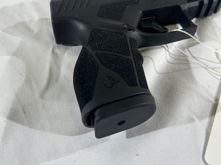 #2025-00038-•-taurus-gx2-pistol-image-51