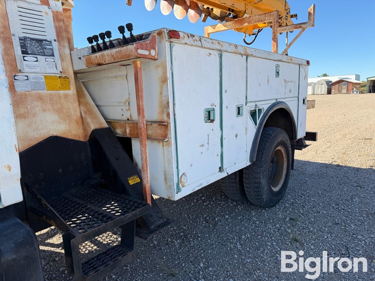 1989-ford-f800-image-15