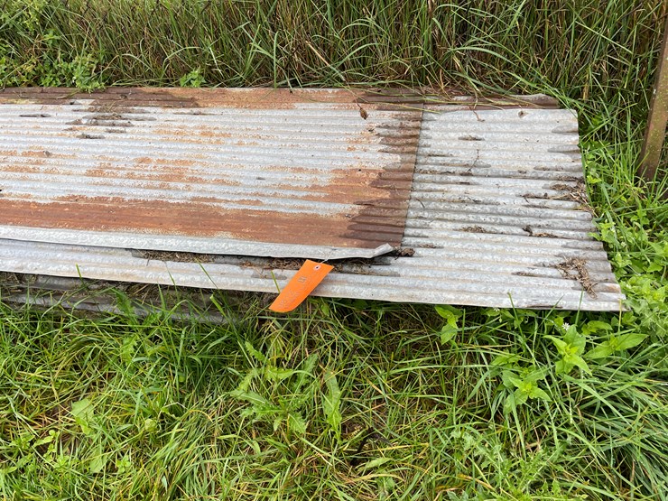 #9612-•-(17)-pieces-of-galvanized-steel-siding-image-2