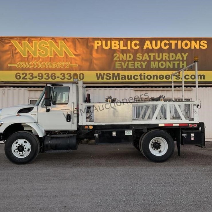 2008 INTERNATIONAL 7400