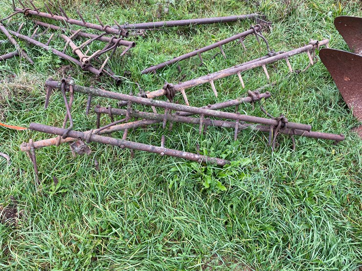 #8142-•-misc-drag-sections-image-2