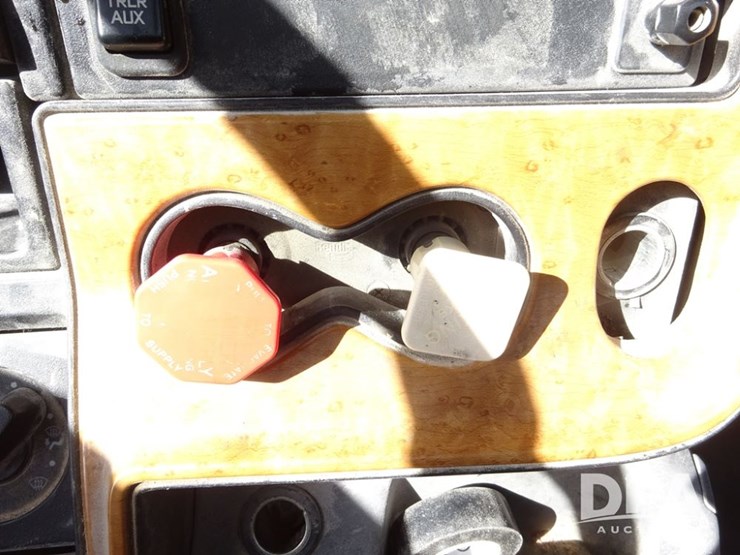 2009-ihc-prostar-premium-day-cab-truck-(pz13990,-unit-406)-image-89