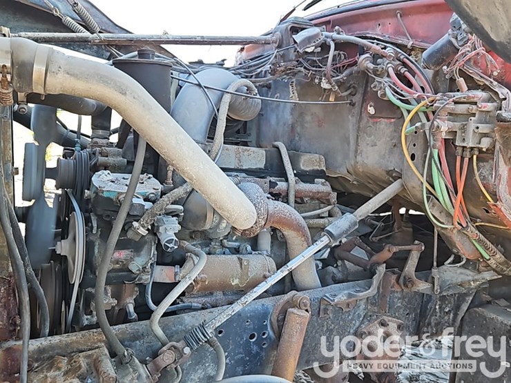 1988-ford-l8000-image-22